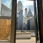 Carre D Or De Rouen Vue Sur La Cathedrale